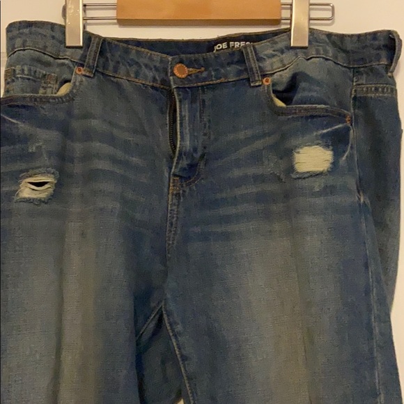 Jeans - Picture 2 of 4